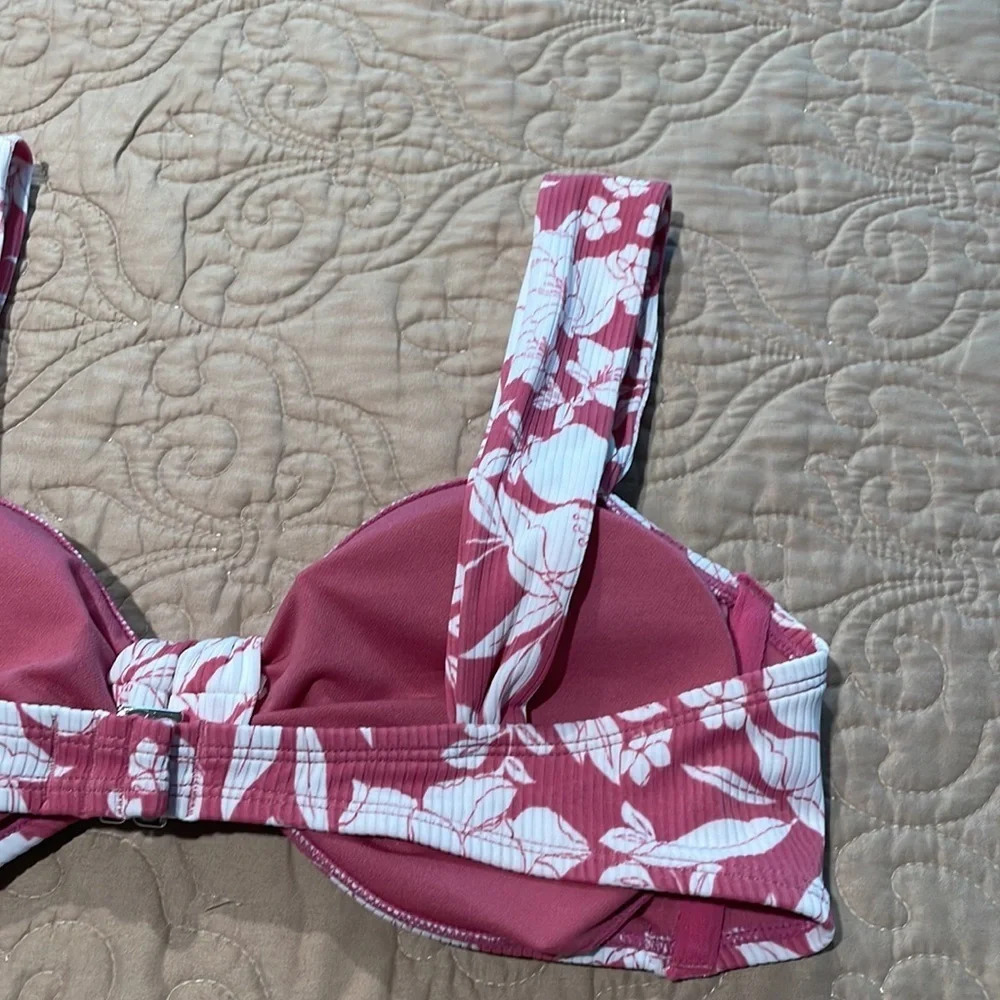 Bikini Top - Picture 7 of 9